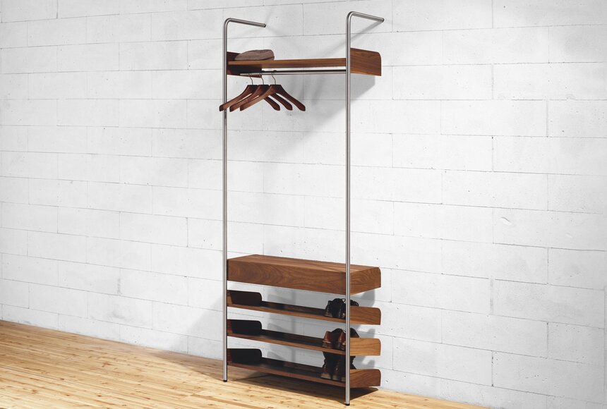 Garderobe mit Hutablage und Kleiderstange aus Massivholz