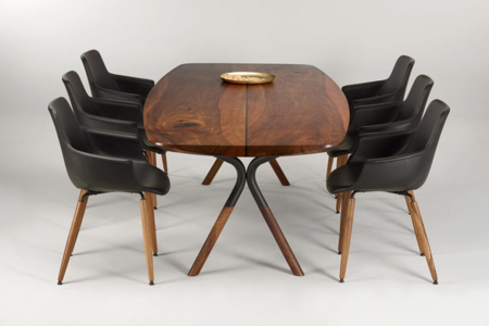 Tisch XENA mit Polsterstühlen