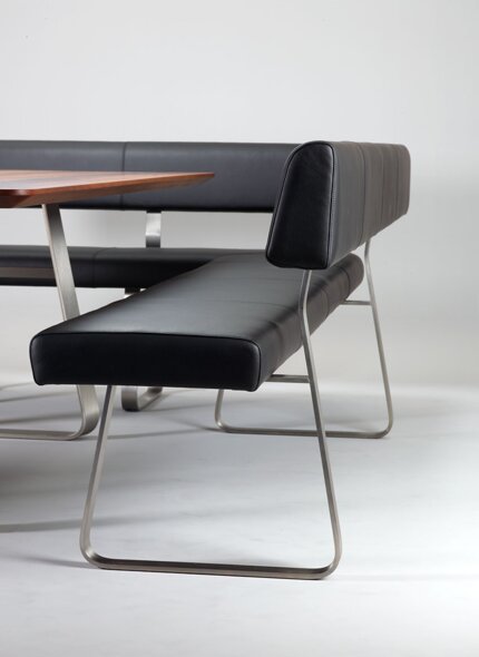 Bequemer Polsterbank von solid. 